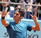 Roger Federer (18566687016) (cropped).jpg