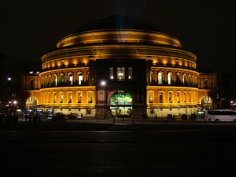 File:Royal Albert Hall floodlighted.jpg