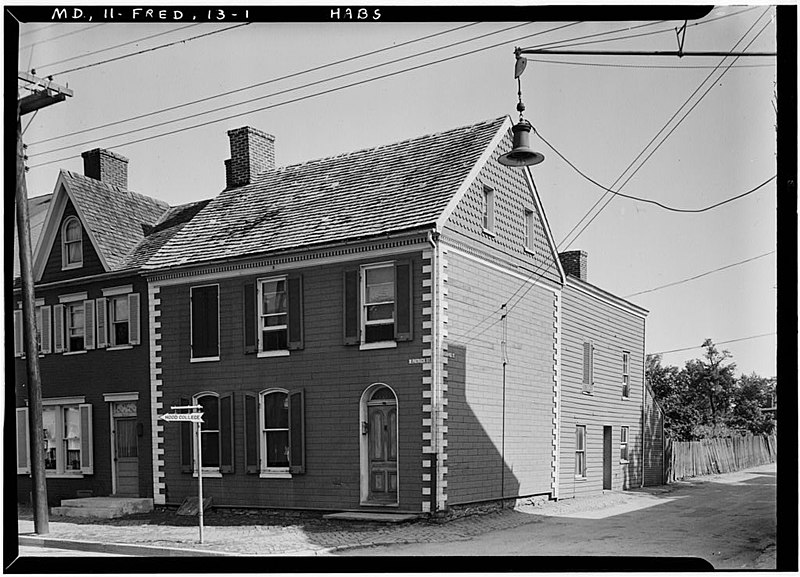 File:Rusticated Wooden House, West Patrick Street, Frederick 081642pv.jpg