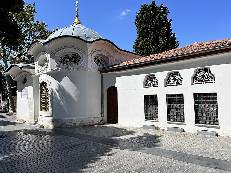File:Sümbül Efendi Mosque 08.jpg