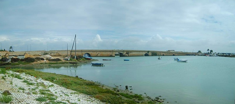 File:San Fernando - Puente Zuazo.JPG