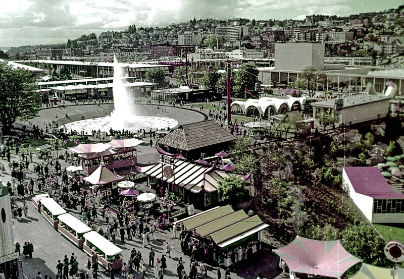 File:Seattle World's Fair grounds, 1962 (37098185550).jpg