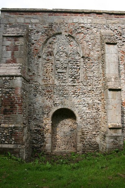 File:South Doorway - geograph.org.uk - 578590.jpg