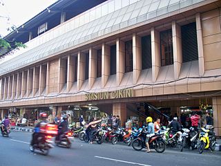 <span class="mw-page-title-main">Cikini railway station</span> Railway station in Indonesia