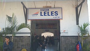 Stasiun Leles Depan.jpg