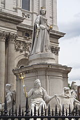 Statue of Queen Anne at St. Paul