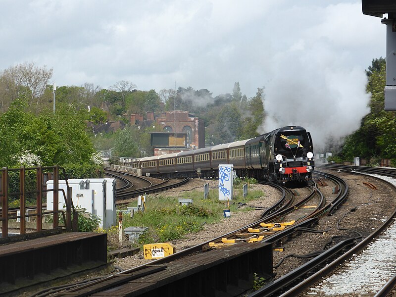 File:Tangmere with the Golden Arrow Statesman from Derby to Canterbury West (14014591791).jpg