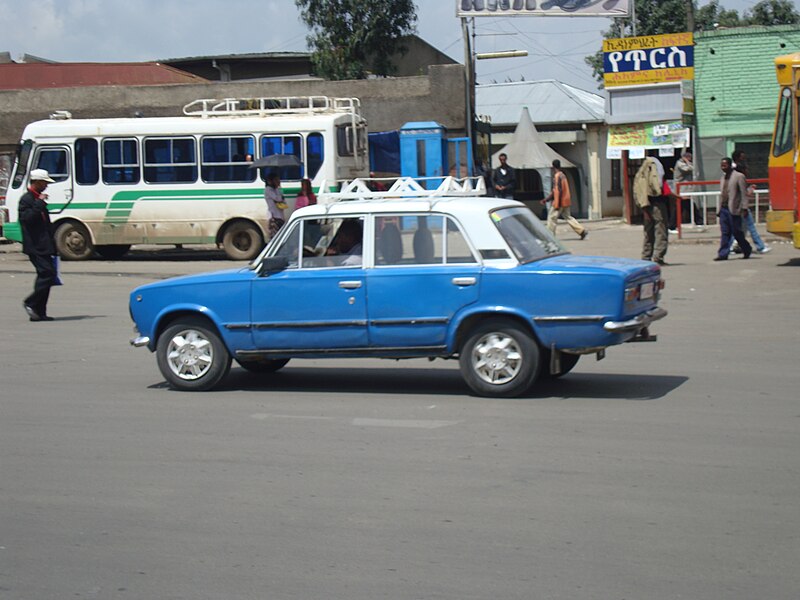 File:Taxi Addis Abeba 2.JPG