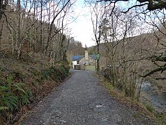 The approach to Ferndale - geograph.org.uk - 3837983.jpg