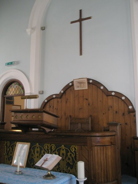 File:The minister's desk at Bishop's Waltham UFC - geograph.org.uk - 1481633.jpg