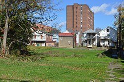 Místo Trinity Memorial ME, Clarksburg.jpg