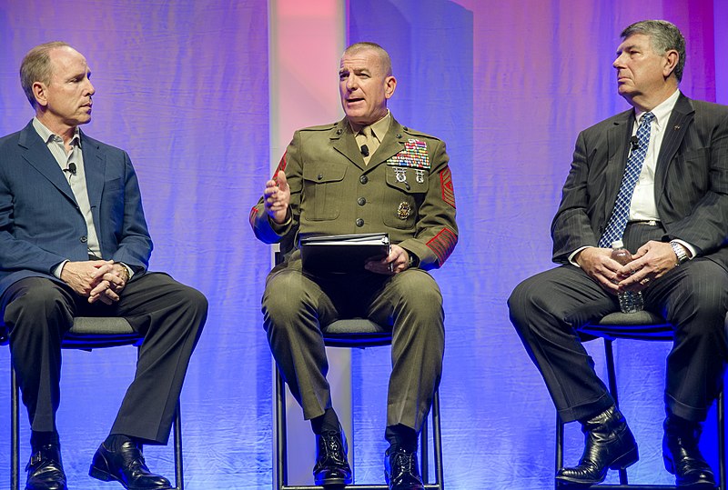 File:U.S. Marine Corps Sgt. Maj. Bryan B. Battaglia, center, the senior enlisted adviser to the chairman of the Joint Chiefs of Staff, attends the 2013 General Electric Veterans Network Summit at the Gaylord National 130523-A-HU462-018.jpg