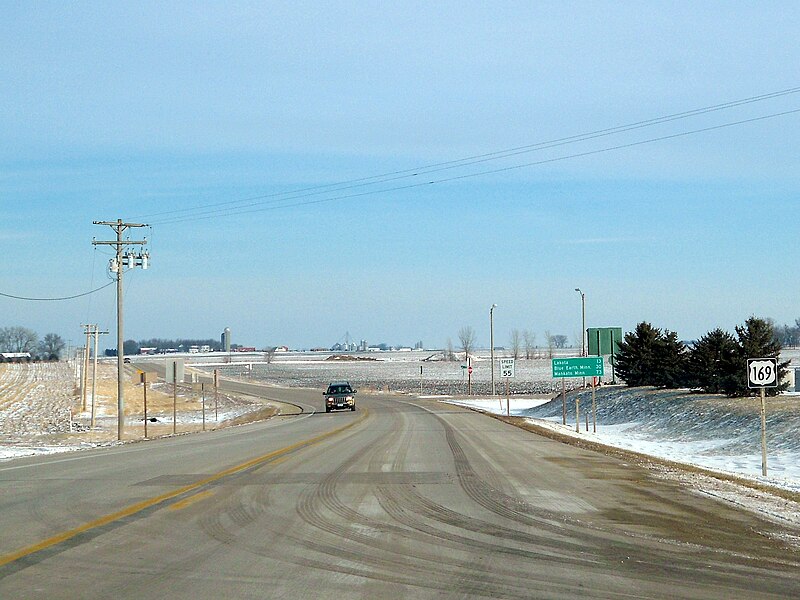 File:US 169, Kossuth County, IA 001.jpg