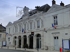 Vernou-sur-Brenne - Mairie (2010).jpg