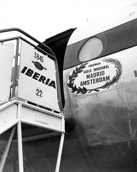 File:Vuelo inaugural Iberia Madrid - Amsterdam (1967).jpg