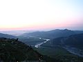 Čeština: Večerní výhled z pevnosti Petrela, Albánie English: An evening view from the Petrela Fortress, Albania