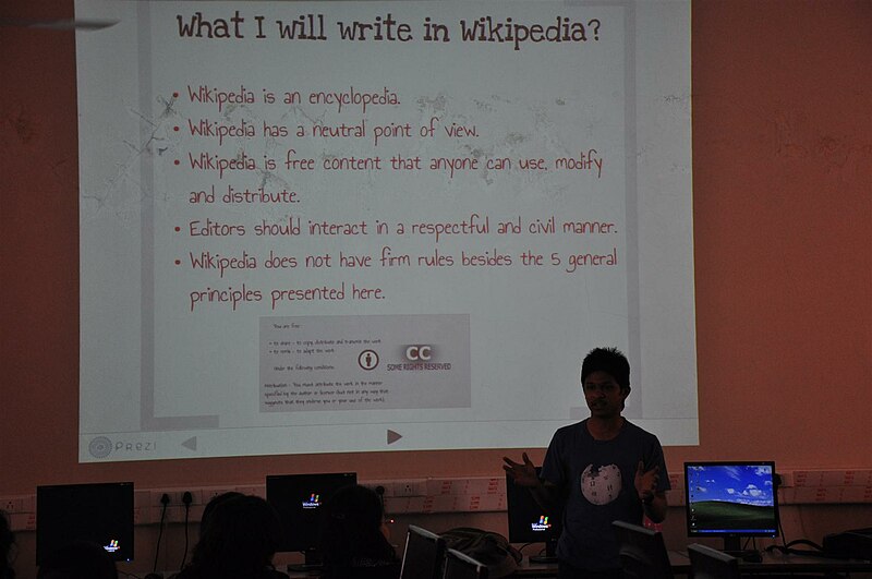 File:Wikipedia Workshop @ Cummins College for Women, Pune, India -17.JPG