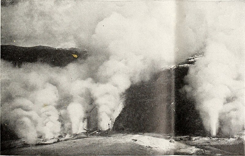 File:Yellowstone National Park (1906) (14780746933).jpg