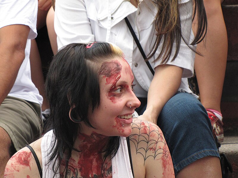 File:Zombie Walk 2010 - Curitiba (4357679296).jpg