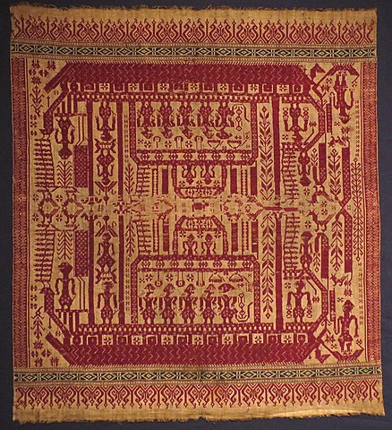 438px-'Tampan'_(ship_cloth)_from_Lampung,_Sumatra,_Indonesia,_19th_century,_Honolulu_Museum_of_Art,_9744.1.JPG (438×480)