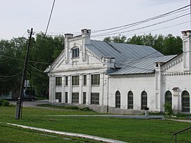 Нязепетровск, здание механического цеха чугуноплавильного и железоделательного завода.JPG