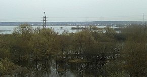 Raditsa-Krylovka - vista da ferrovia.jpg