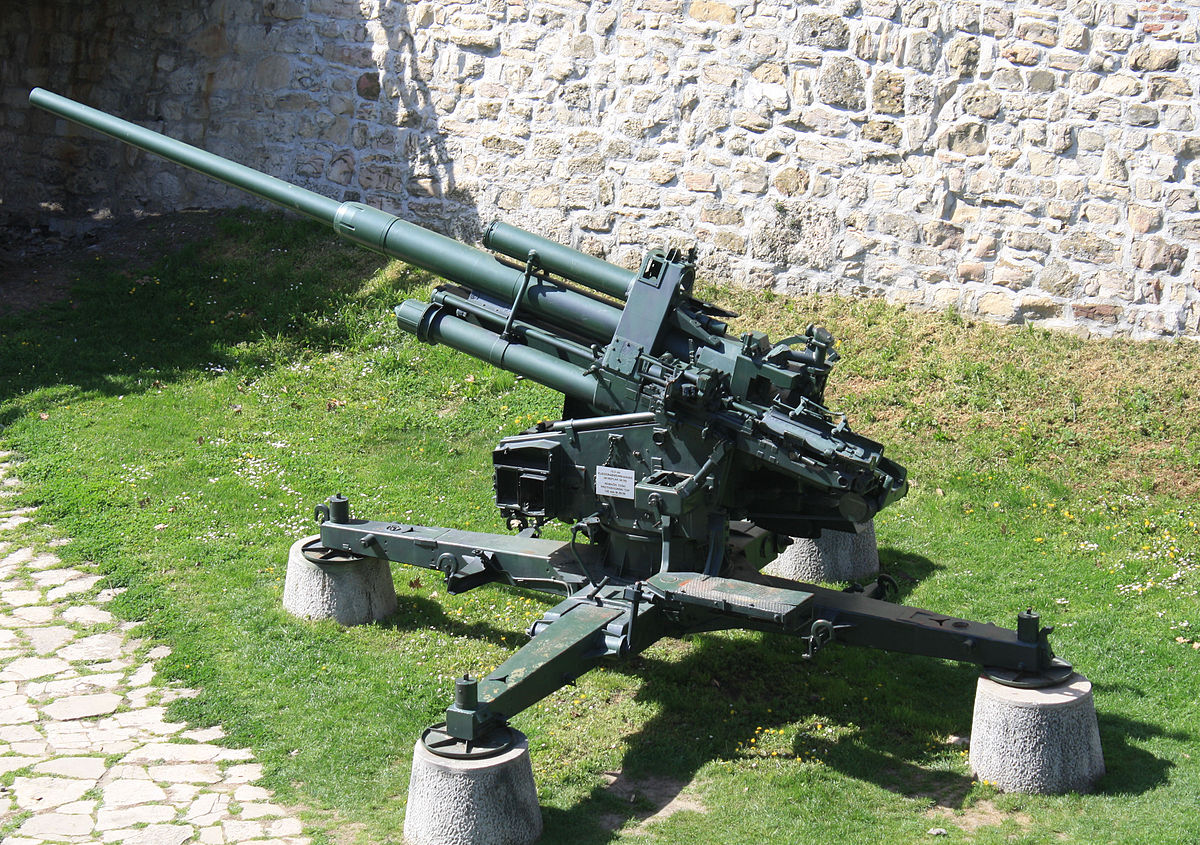 File 10 5cm Flak 38 39 Kalemegdan Jpg Wikimedia Commons