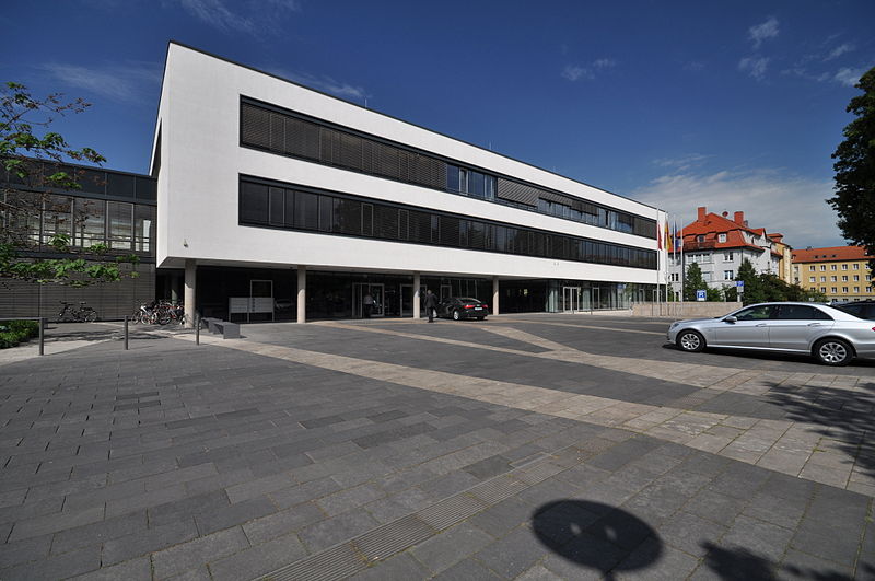 File:11-05-19-landtag-thueringen-making-of-02.jpg