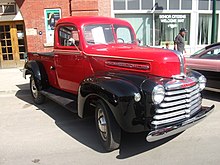 1947 Mercury pickup truck, made by Ford Motor Company of Canada. Photographed in Fort Macleod, Alberta, 2010. 1947 Mercury pickup.jpg