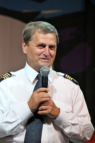 <span class="mw-page-title-main">Tadeusz Wrona (aviator)</span> Polish pilot (born 1954)