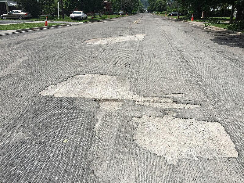 File:2016-06-03 12 23 50 Recently milled section of Dupont Boulevard with asphalt overlay and concrete base near U.S. Routes 250 and 340 (East Main Street) in Waynesboro, Virginia.jpg