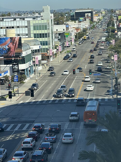 Image: 20231006 Beverly Boulevard from the Beverly Center 04