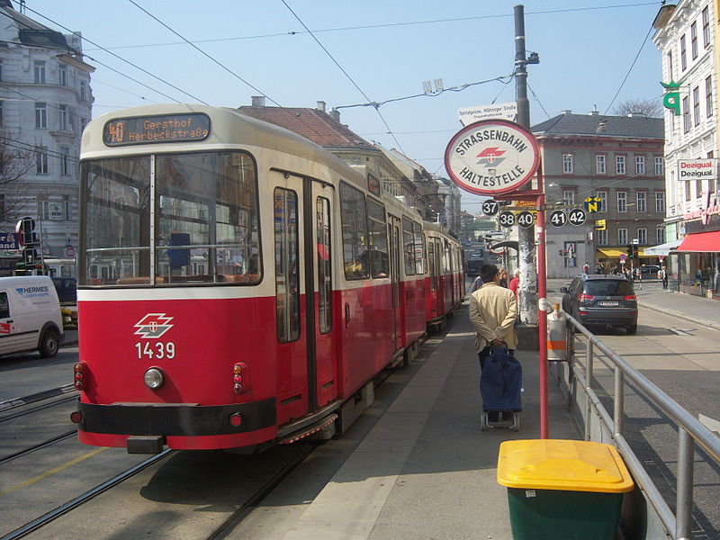 File:40 Währinger Straße.JPG