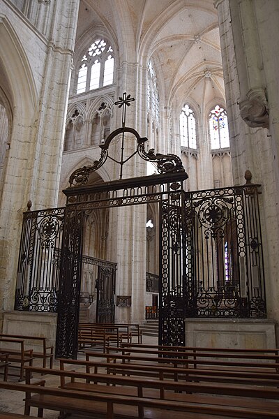 File:Abbaye Saint-Germain d'Auxerre 2023 - 15.jpg