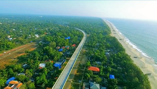 Alappuzha beach road view