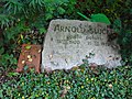 Arnold Słucki, Friedhof Ruhleben - Mutter Erde fec.jpg