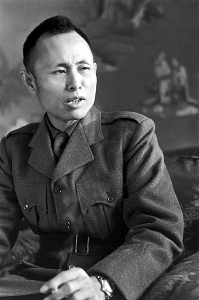 File:Aung San in uniform.jpg