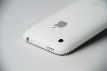 The back of an iPhone 3G, showing its small fixed-focus lens Back of iPhone 3G white showing the fixed focus 2 megapixel camera.jpg