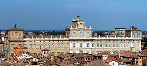 Палац Дуки в Модені
