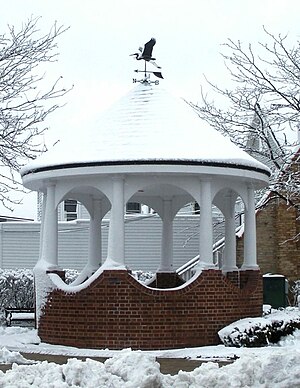 English: Corrected picture of gazebo in Barrin...