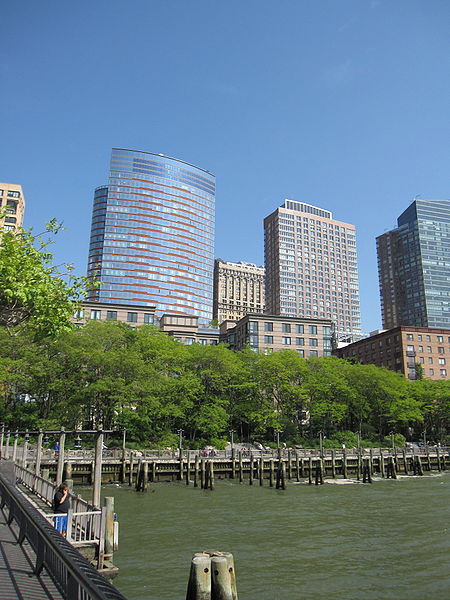 File:Battery Park City 8952.JPG