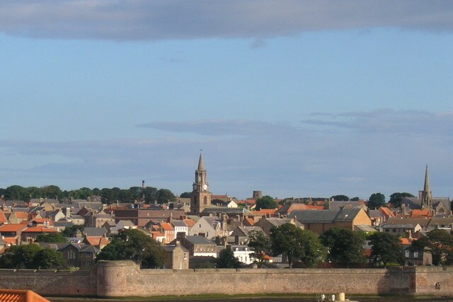 Berwick-upon-Tweed behind its defensive walls