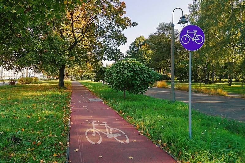File:Bikeway, Bicycle path - sign C13 marked beginning of bikeway, Poland, Sosnowiec.jpg
