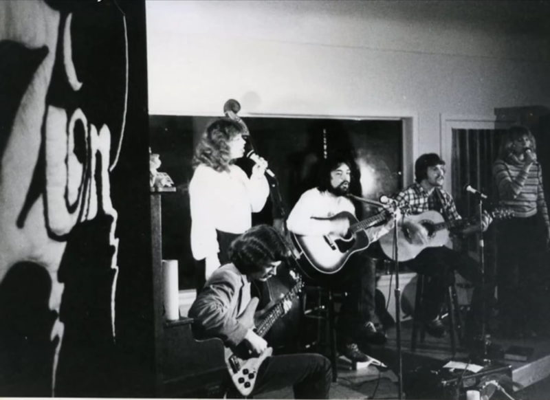 File:Black and White picture of Christian Music Singer Rich Mullins and his First Band.png