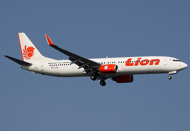 A Lion Air Boeing 737-900ER at Changi Airport