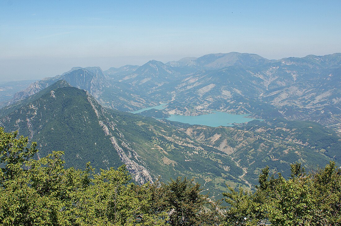 File:Bovilla Reservoir.jpg