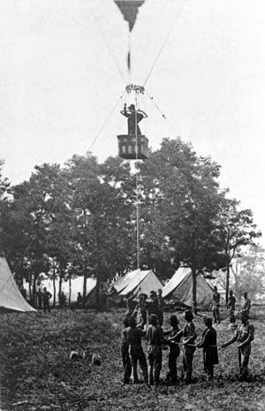 Thaddeus Lowe ascending in the Intrepid to observe the Battle of Fair Oaks. Brady - Balloon ascension of Thaddeus Lowe at Seven Pines HD-SN-99-01888.JPEG