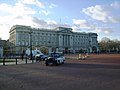 Buckingham Palace and a taxi.jpg