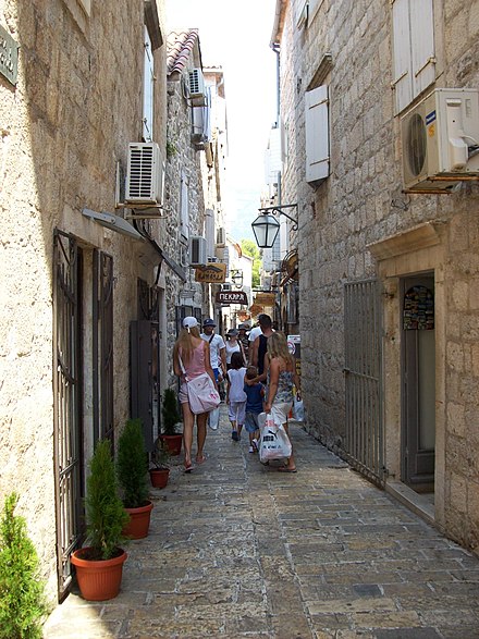 narrow streets
