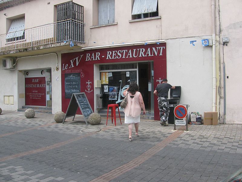 File:Caissargues Restaurant Le XV.jpg